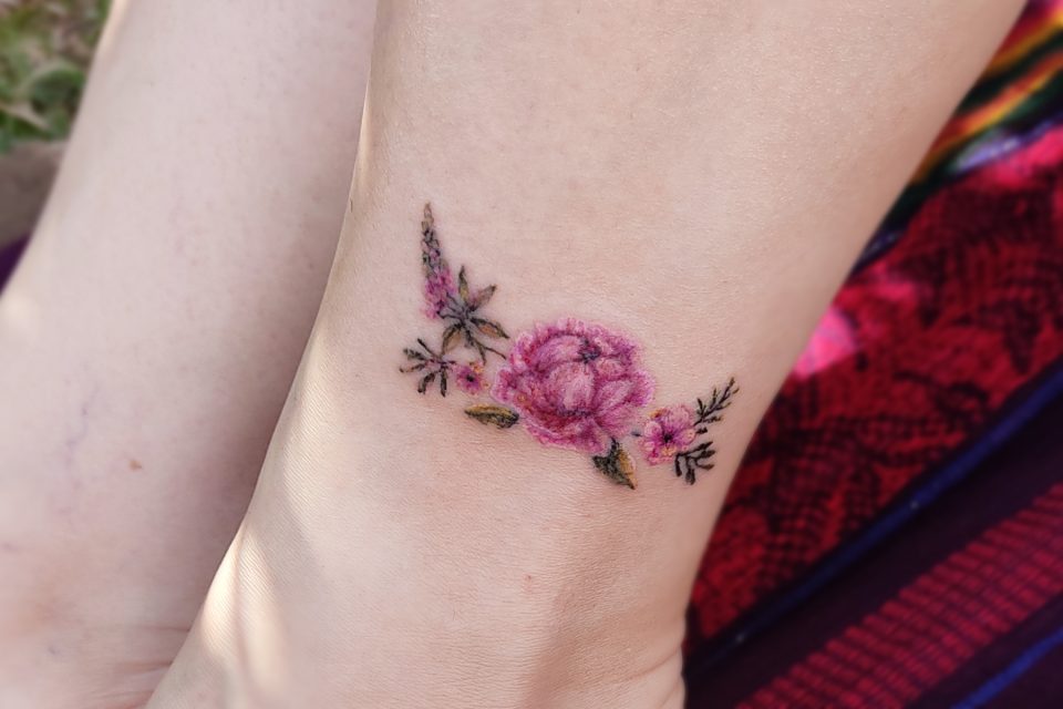 Mini Rosa - Tattoo